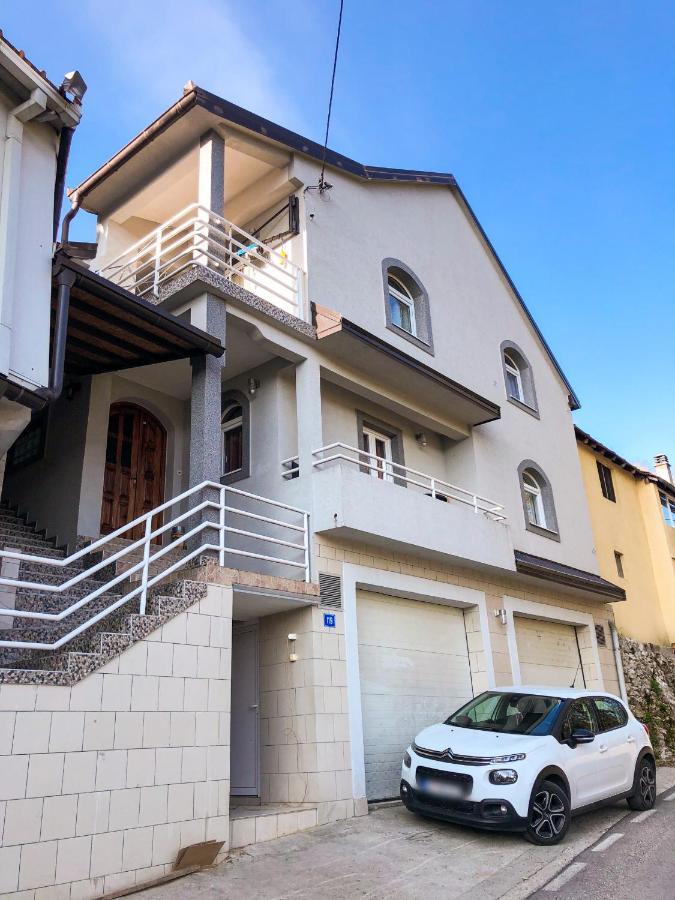 סטינג'ה Apartman Konatar מראה חיצוני תמונה